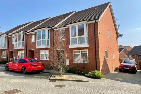 3 bedroom end of terrace house to rent, Quinn Meadows, Oxley Park