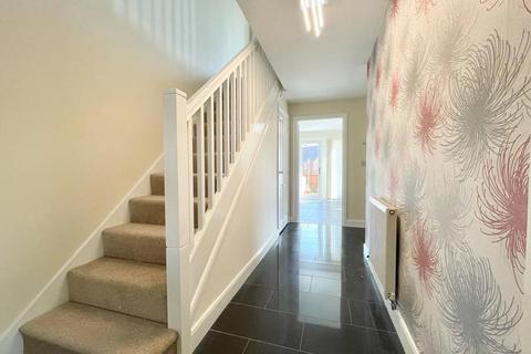 3 bedroom end of terrace house to rent, Quinn Meadows, Oxley Park