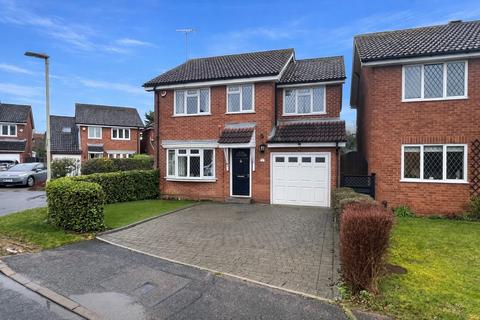 Beverley Gardens, Welwyn Garden City, AL7