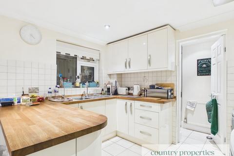4 bedroom detached house for sale, Beverley Gardens, Welwyn Garden City, AL7