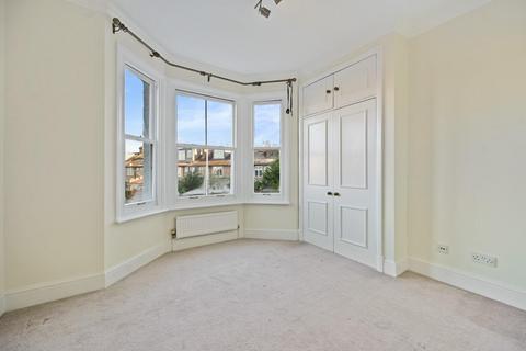 3 bedroom house to rent, St. Quintin Avenue, London, W10