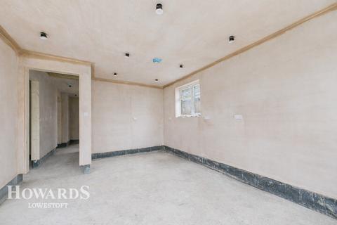 undefined, Bishops Walk, Gunton