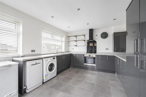 3 bedroom detached bungalow for sale, Cissbury Avenue, Peacehaven