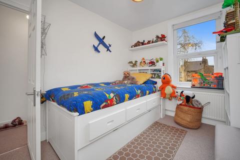 2 bedroom terraced house for sale, Gough Road, London, E15