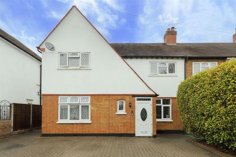 4 bedroom semi-detached house for sale, Manor Way, Harrow, HA2
