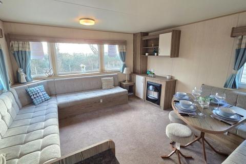 3 bedroom park home for sale, Marlie Holiday Park