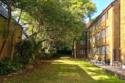 2 bedroom flat to rent, Frogmore, Tower Court Frogmore, SW18