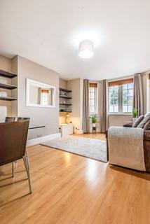 2 bedroom flat to rent, Frogmore, Tower Court Frogmore, SW18