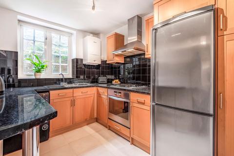 2 bedroom flat to rent, Frogmore, Tower Court Frogmore, SW18