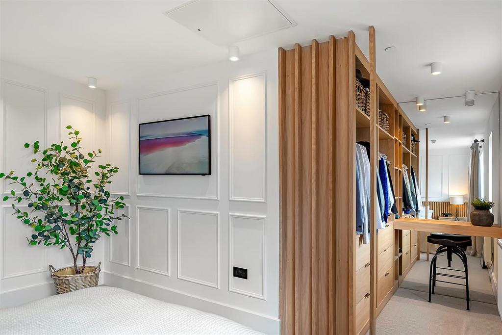Dressing Area.jpg