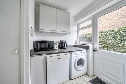 4 bedroom detached house for sale, Irthing Close, Bedford