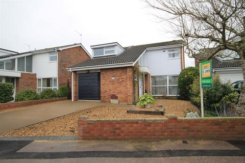 Irthing Close, Bedford