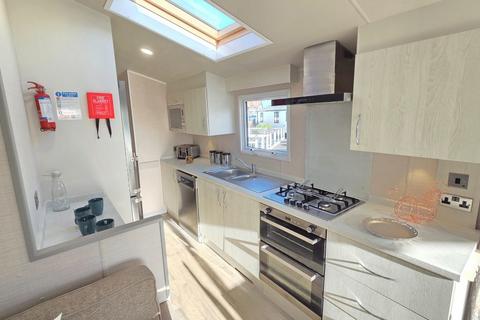 2 bedroom park home for sale, Marlie Holiday Park