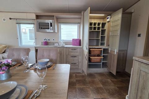 2 bedroom park home for sale, Marlie Holiday Park