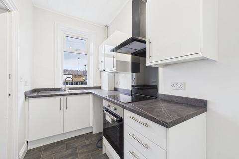 4 bedroom terraced house to rent, Bolton Hall Road, Bradford