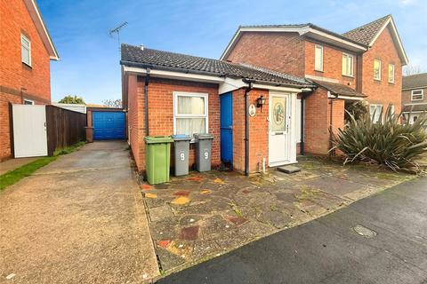 2 bedroom bungalow for sale, Shotley Close, Felixstowe