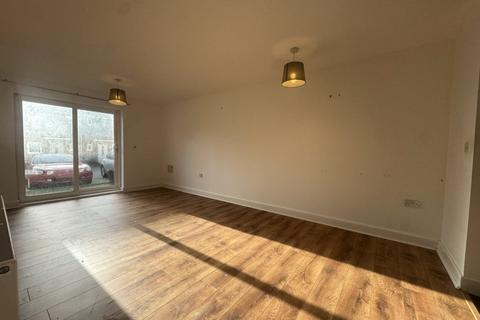 2 bedroom apartment to rent, 26 Goodworth Road, Redhill, Surrey, RH1