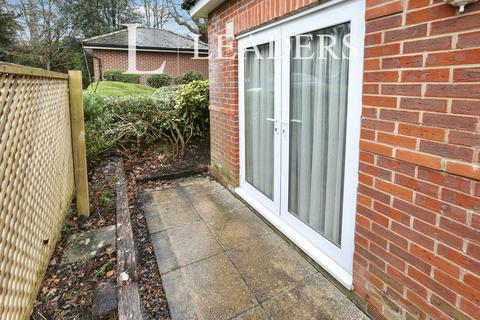 2 bedroom flat to rent, Southwinds Court, 6 Crableck Lane, SO31
