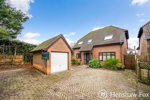 Hulles Way, North Baddesley, Hampshire
