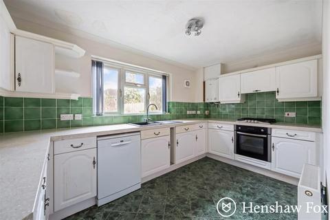 4 bedroom detached house for sale, Hulles Way, North Baddesley, Hampshire
