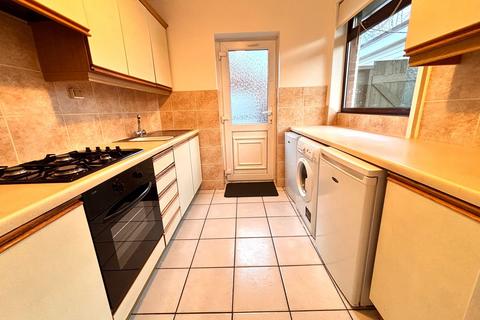 2 bedroom semi-detached bungalow for sale, Clover Hill, Orchard Hills, Walsall, WS5