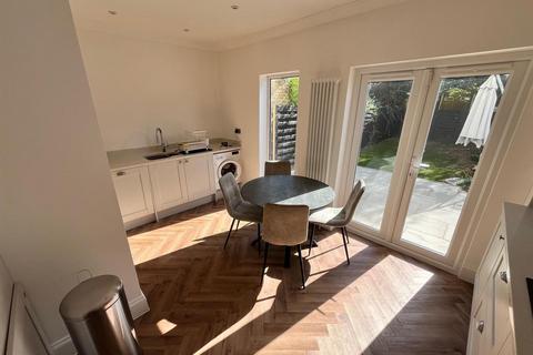 2 bedroom terraced house to rent, Palmeira Road, Bexleyheath