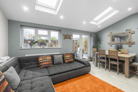 2 bedroom terraced house for sale, Carters Mead, Essex CM17
