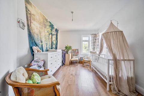 3 bedroom flat for sale, Ashbourne Avenue, Temple Fortune, London, NW11