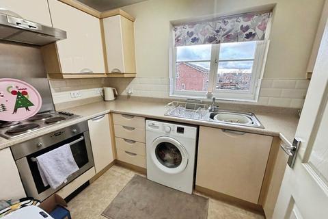 2 bedroom apartment for sale, The Links, Greater Manchester SK14