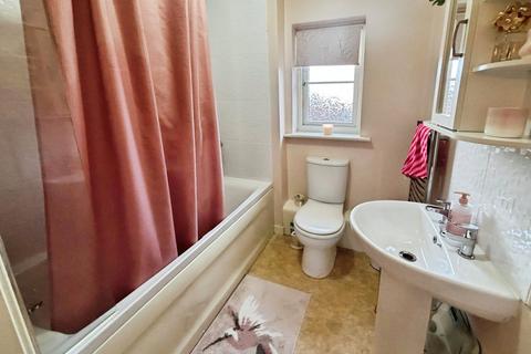 2 bedroom apartment for sale, The Links, Greater Manchester SK14