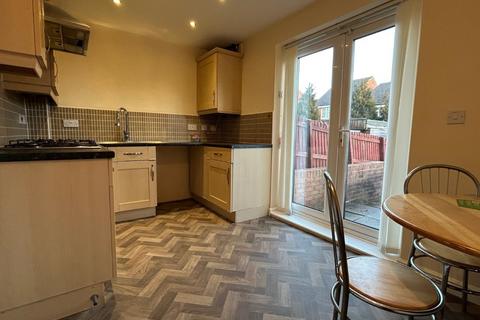 2 bedroom townhouse for sale, Beanland Gardens, Wibsey, Bradford, BD6