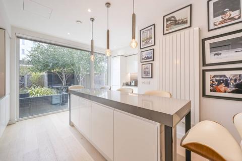 3 bedroom end of terrace house for sale, Starboard Way, Royal Docks, London, E16