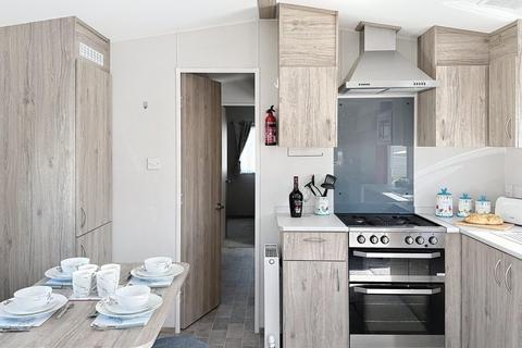 2 bedroom park home for sale, Pakefield Holiday Park