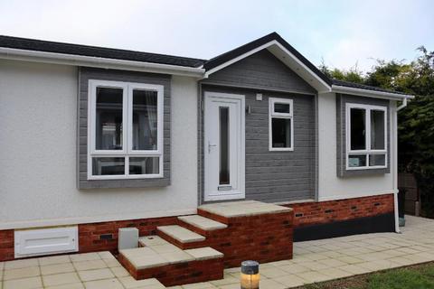 undefined, 6 Pine Walk Limit Home Park, Berkhamsted HP4