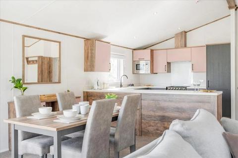 2 bedroom park home for sale, Pakefield Holiday Park