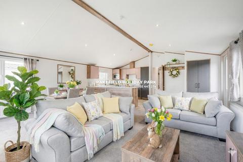 2 bedroom park home for sale, Pakefield Holiday Park