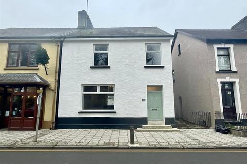 4 bedroom house for sale, College Street, Lampeter
