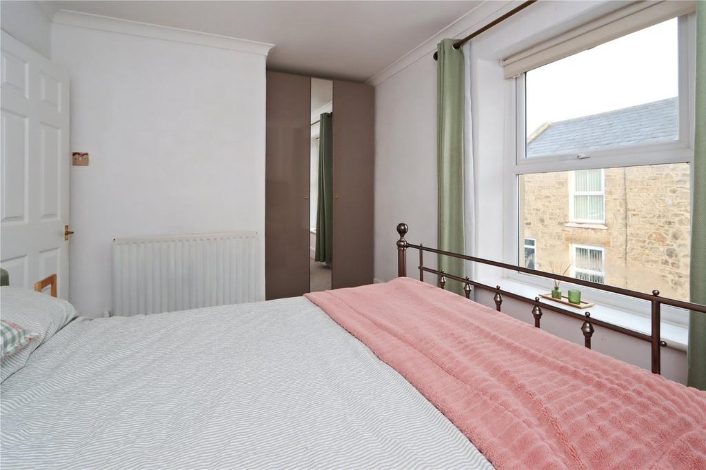 Bedroom Pic 3