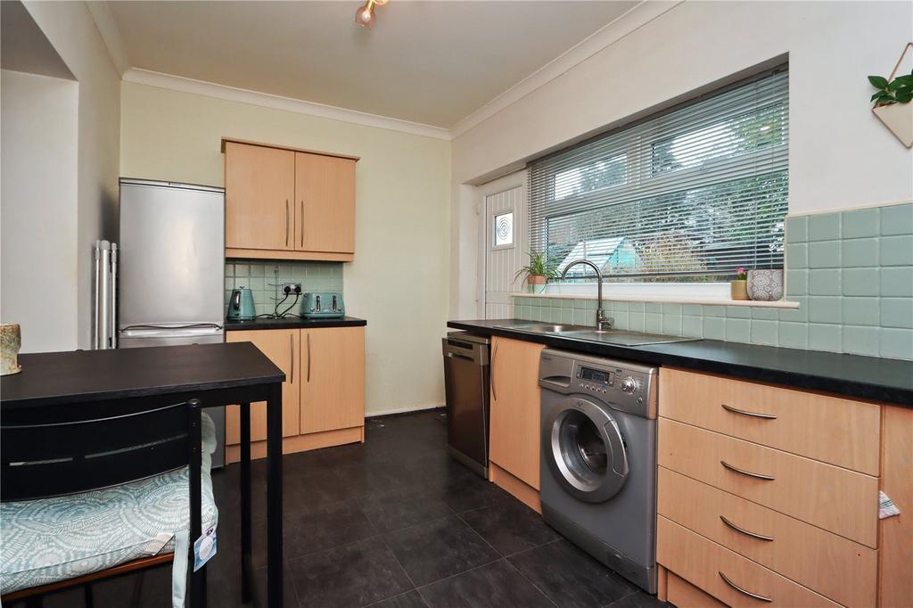 Kitchen Pic 3