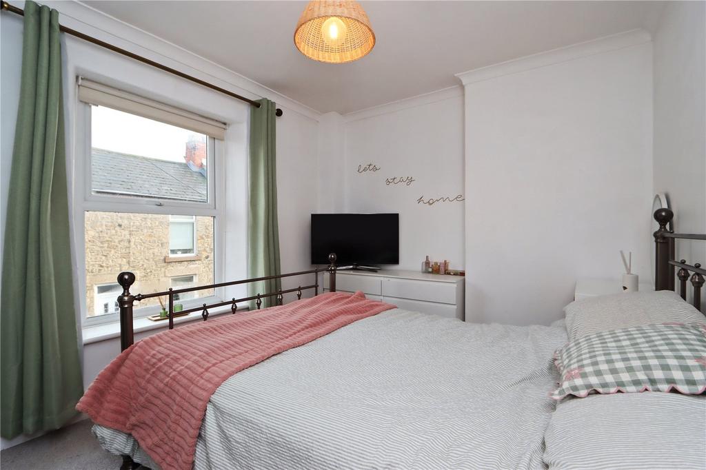 Bedroom Pic 1