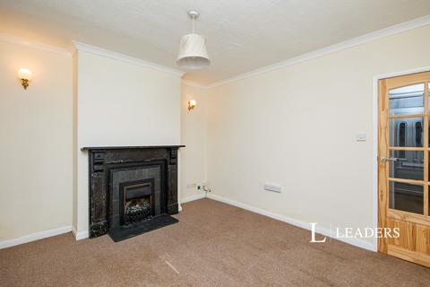 3 bedroom terraced house to rent, Holbrook Street, Heanor, Derbyshire, DE75
