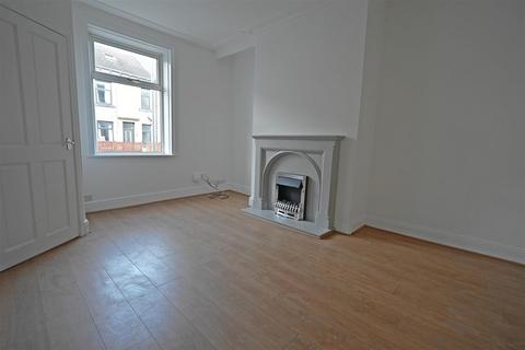 2 bedroom terraced house for sale, Catherine Street, Elland
