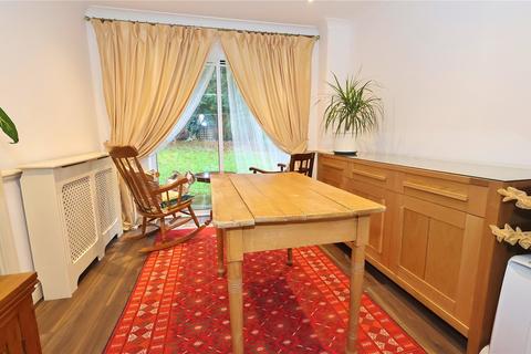 undefined, Percheron Drive, Knaphill, Woking, Surrey, GU21