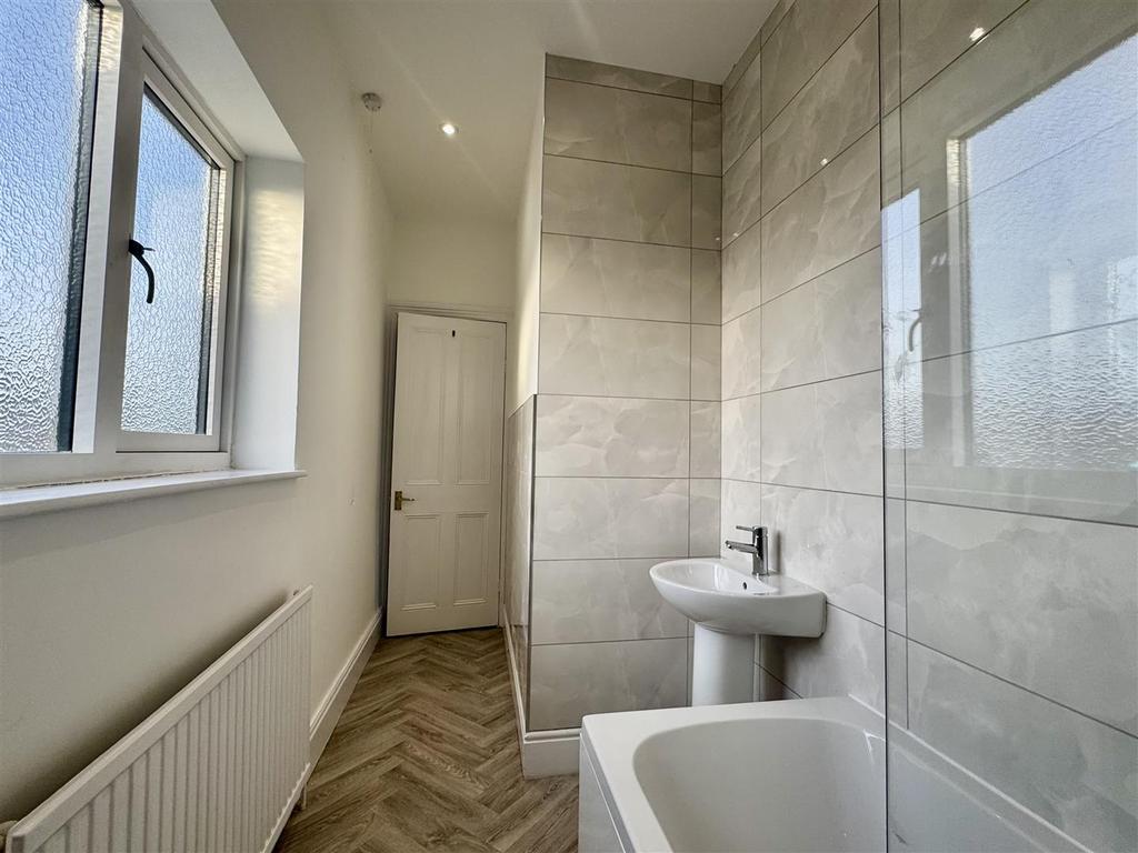Family bathroom