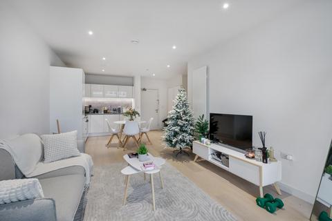 1 bedroom apartment for sale, Flagship House, Royal Wharf, E16