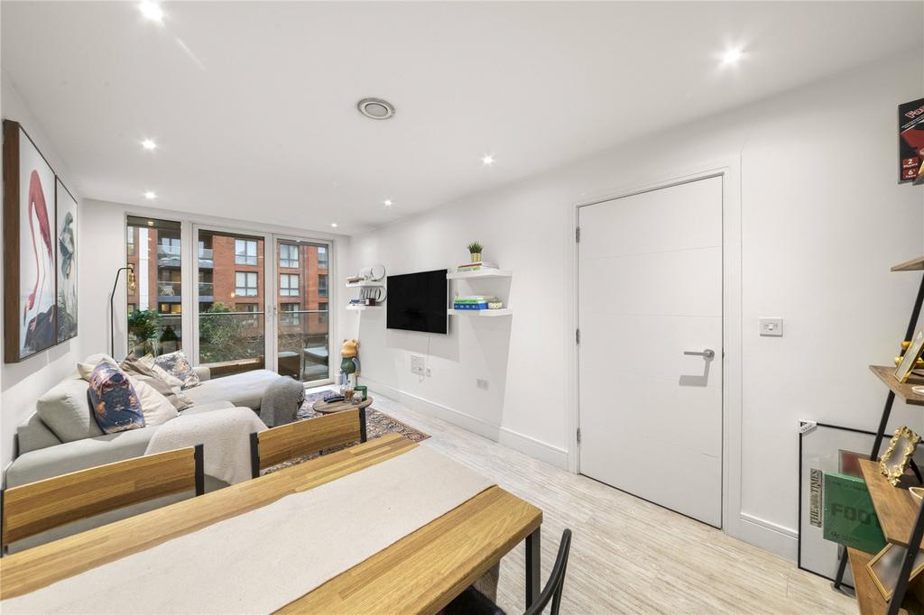 Dining Area Overview