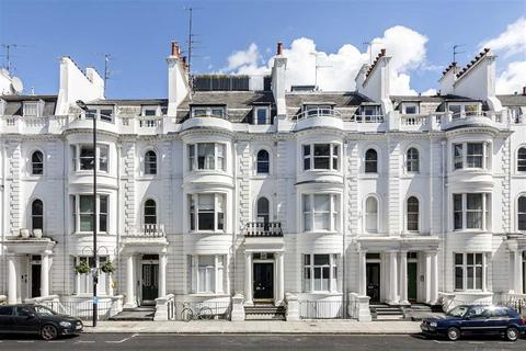 1 bedroom flat to rent, Gloucester Terrace, London W2