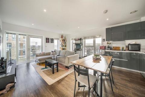 2 bedroom flat for sale, Victory Parade, London SE18