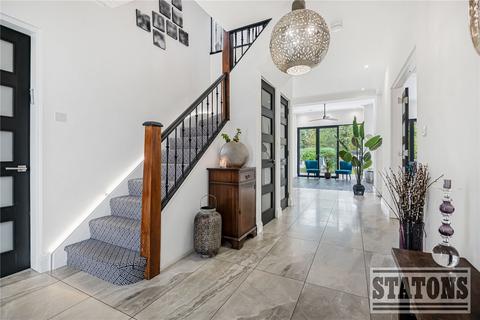 5 bedroom detached house for sale, Bourne Hill, London, N13