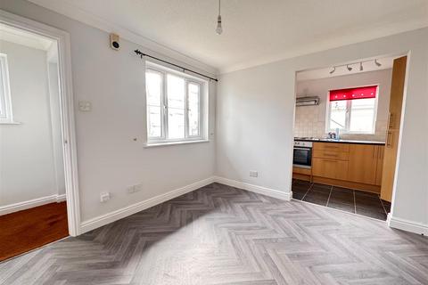1 bedroom end of terrace house to rent, Townsend Green, Henstridge, Templecombe